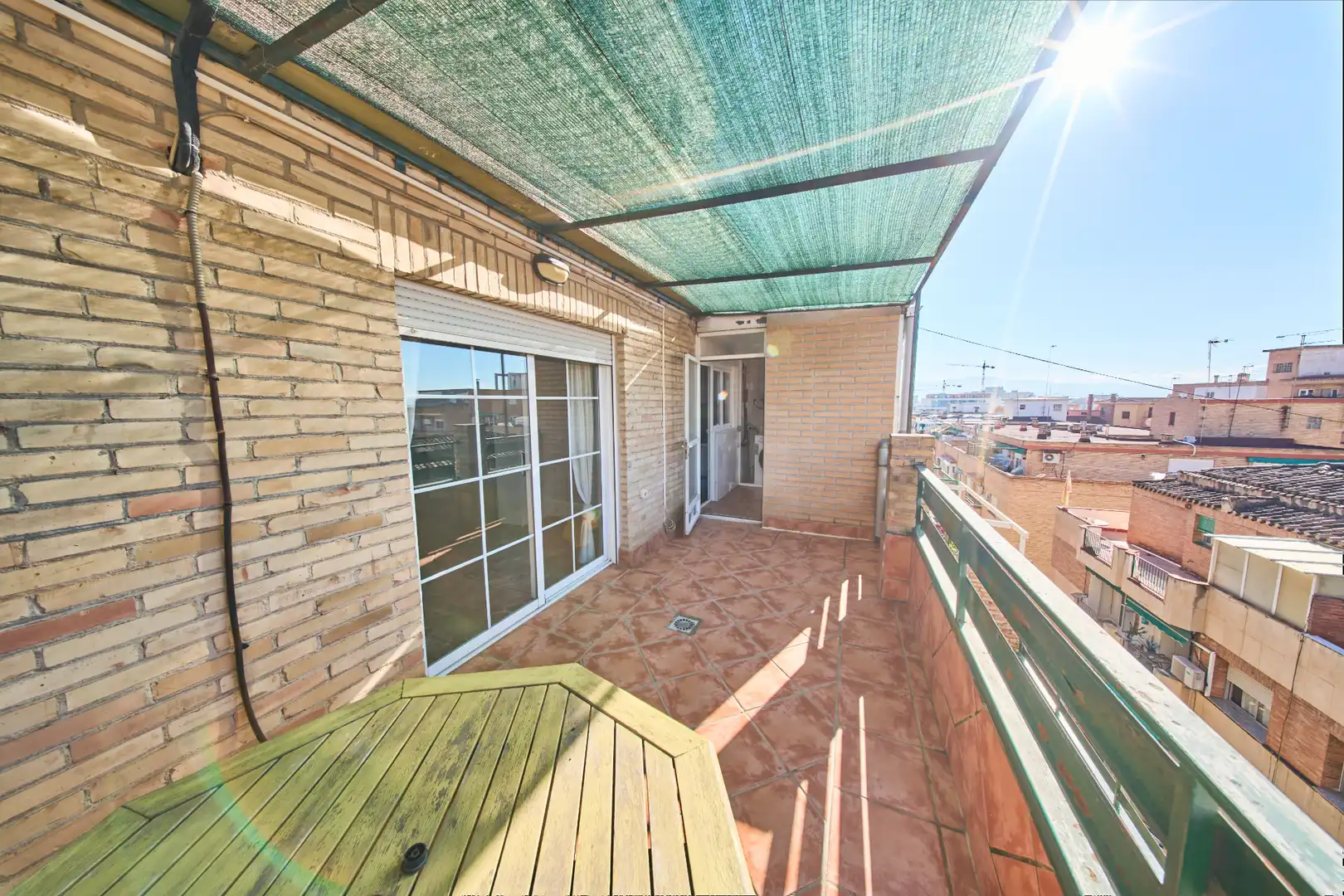 Terraza de Ático en venta en Granada con Calefacción, Terraza y Amueblado