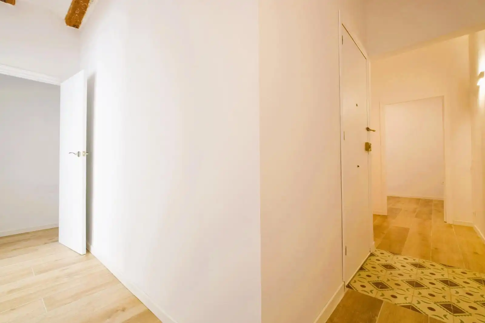 Flat for sale in Vilanova i la Geltrú  with Heating and Parquet flooring