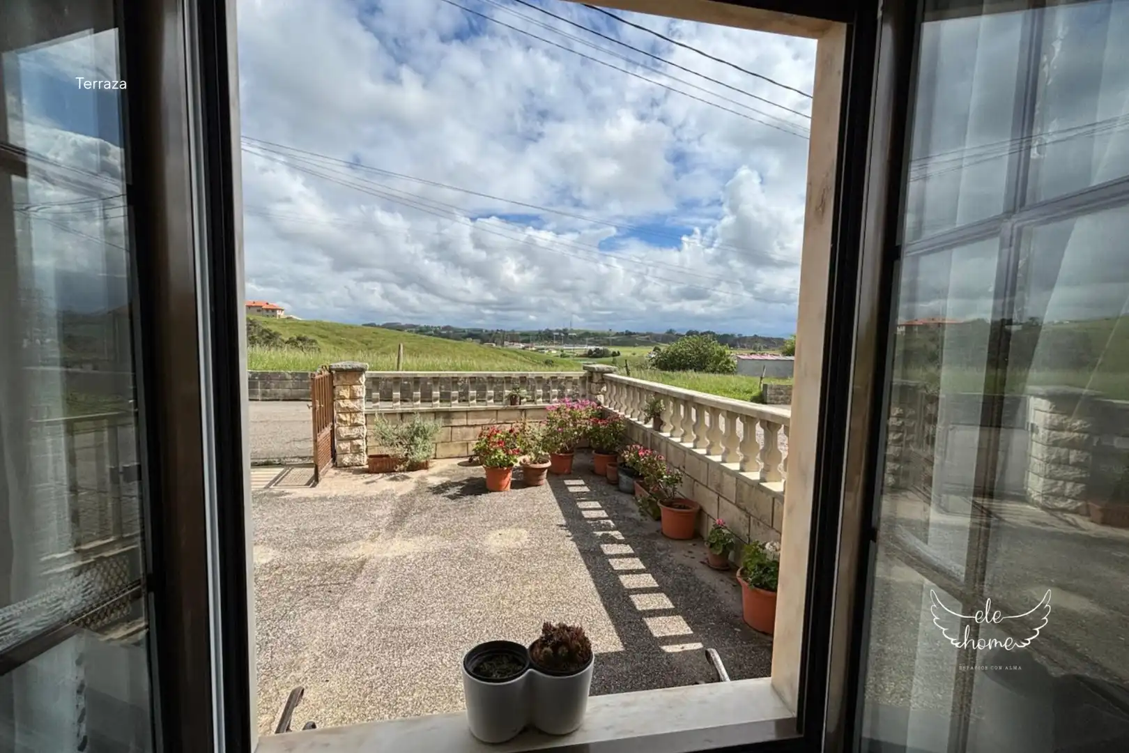 Terrasse von Country house zum Verkauf in Miengo mit Heizung, Privatgarten und Terrasse