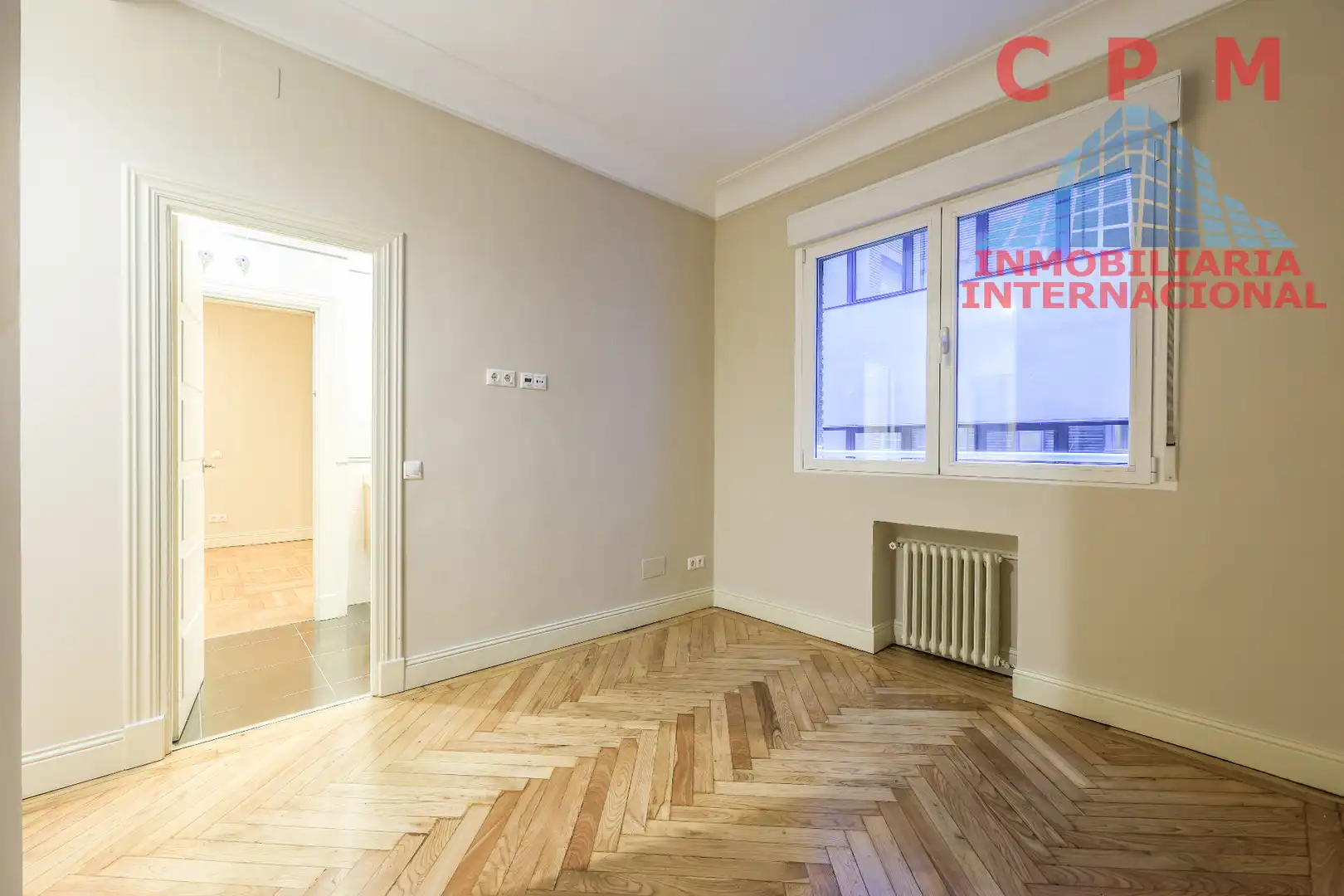 Bedroom of Flat for rent in Madrid  with Air Conditioner, Heating and Parquet flooring