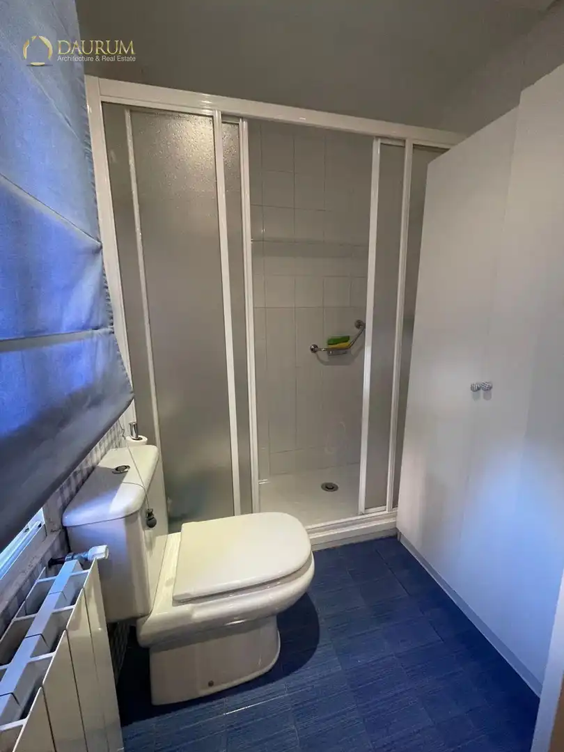 Baño de Piso en venta en Madrid con Aire acondicionado, Calefacción y Amueblado