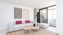 Living room of Flat for sale in  Madrid Capital  with Terrace, Storage room and Furnished
