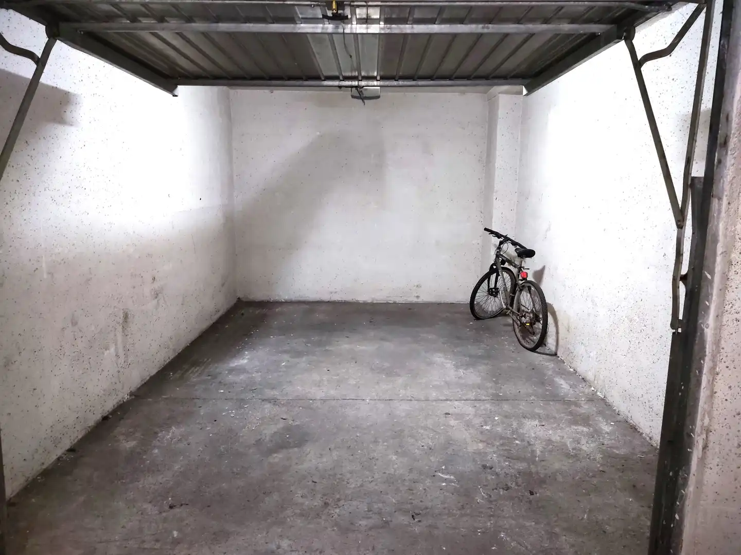 Parkplatz von Wohnung zum Verkauf in Gandia mit Heizung, Waschmaschine und Balkon
