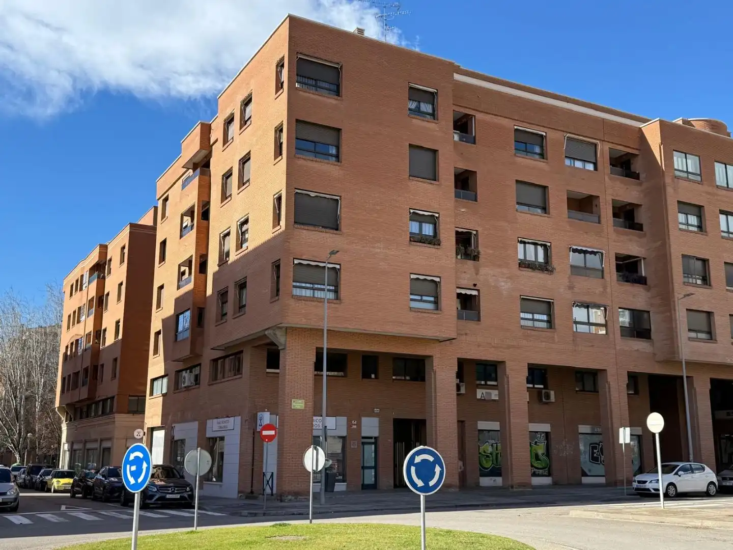 Vista exterior de Oficina de alquiler en Huesca con Aire acondicionado y Calefacción
