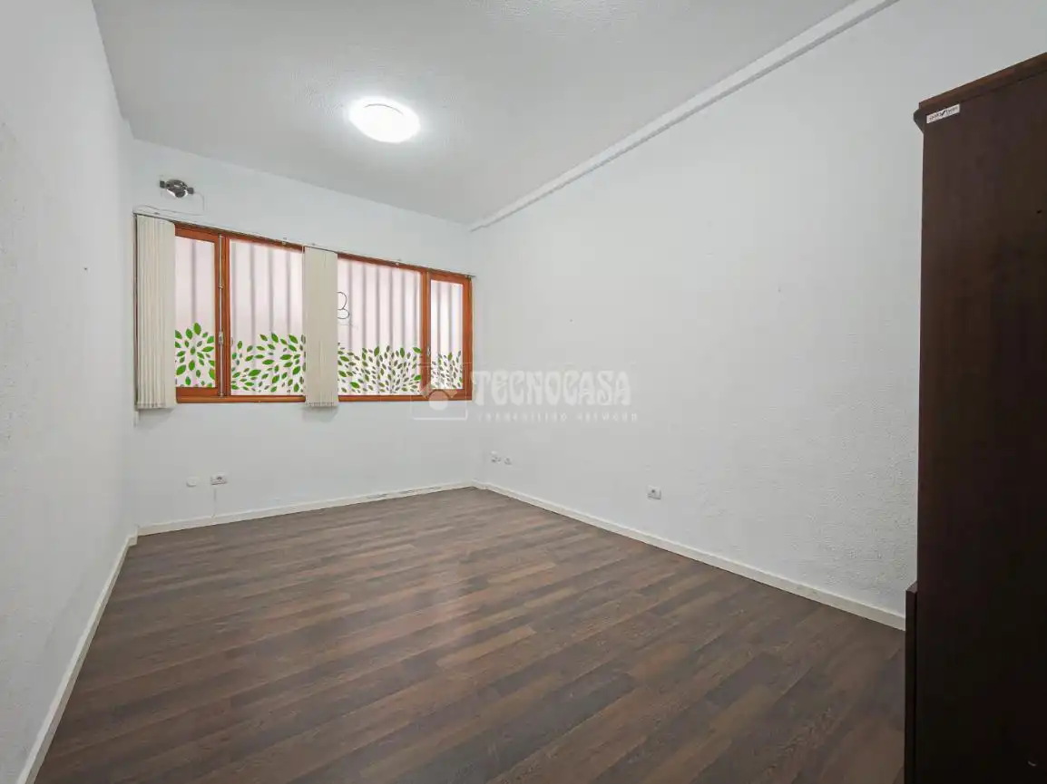 Commercial properties for sale in Arona  with Furnished