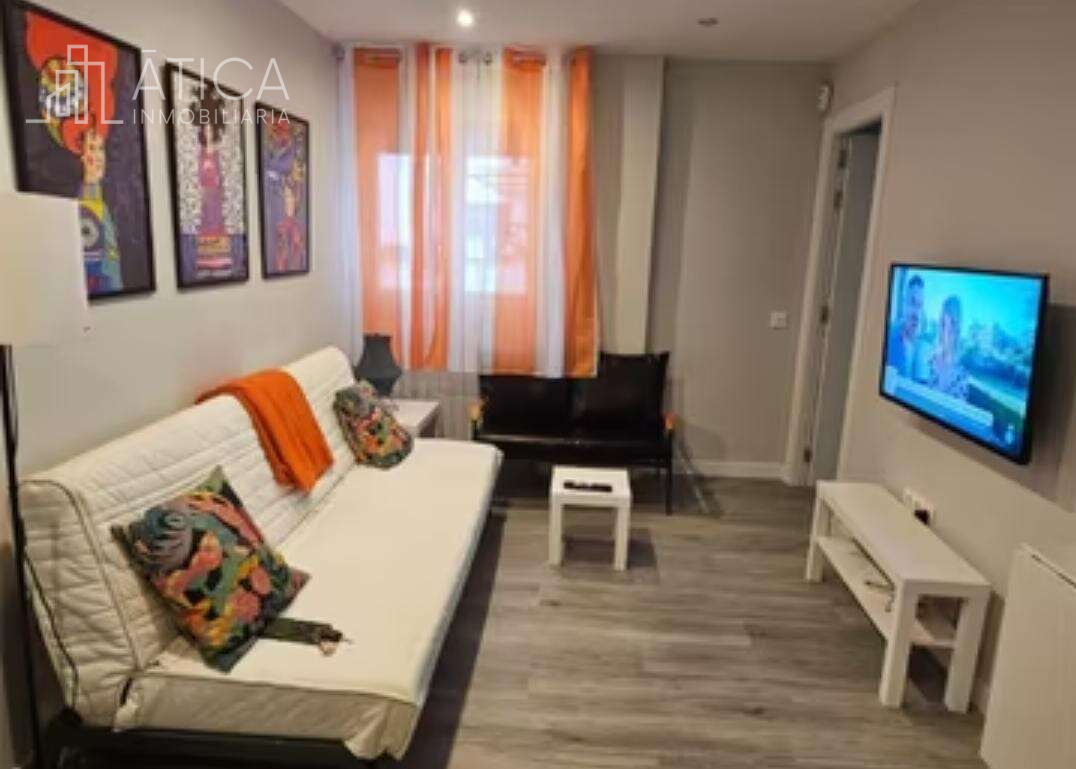 Bedroom of Flat to rent in Salamanca Capital  with Heating, Storage room and Furnished