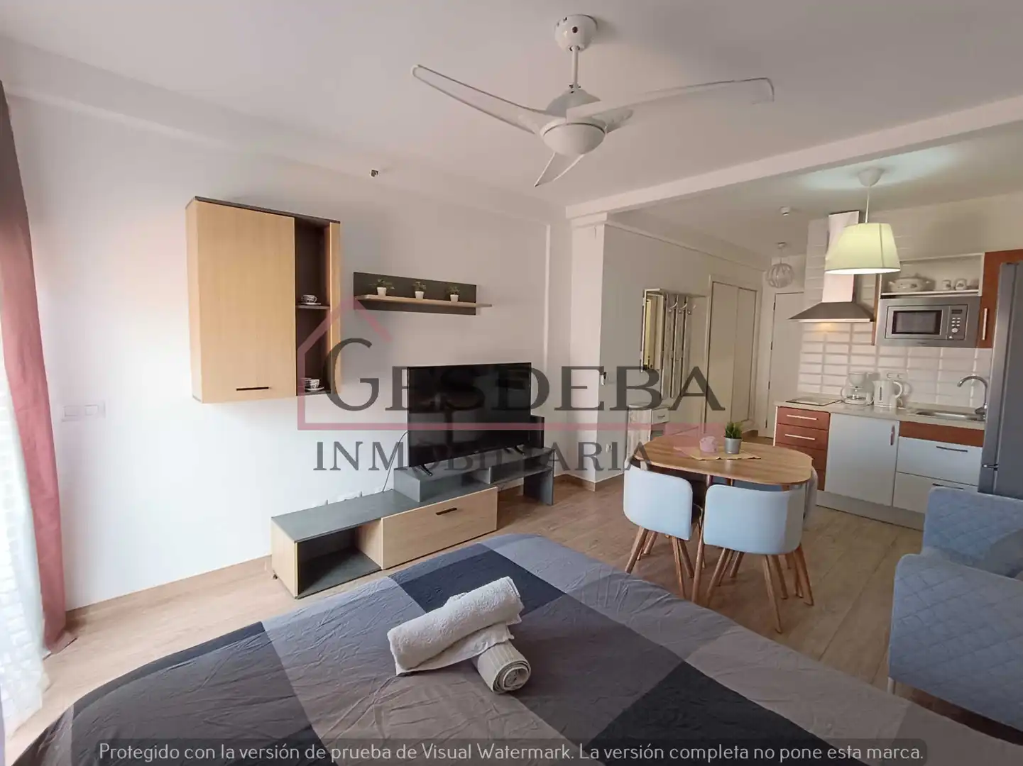 Estudio con terraza en alquiler en Calle del Doctor Ingram 8, imagen 10