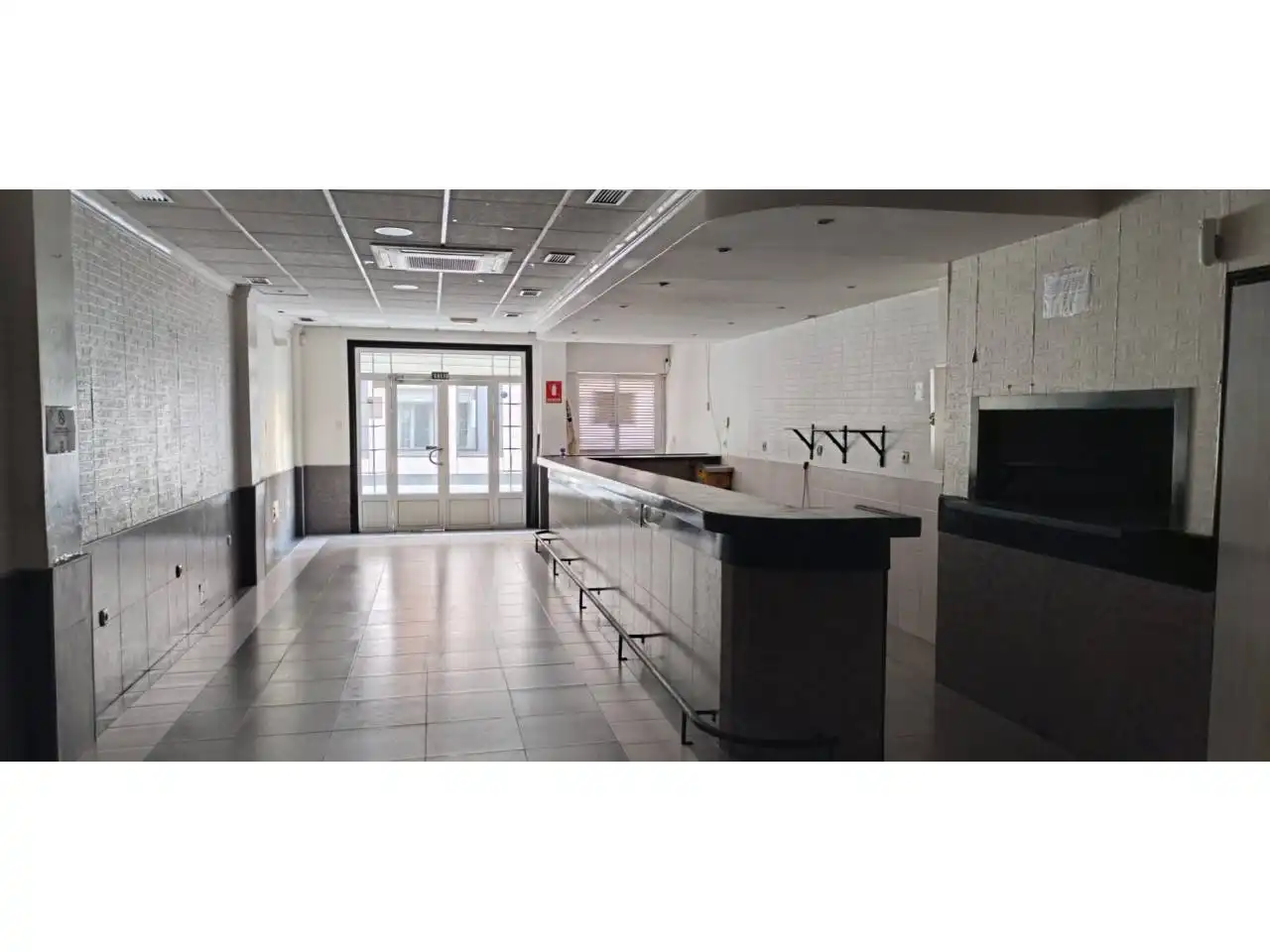Local comercial en venta en Calle Julián Arcas Lacal, imagen 16