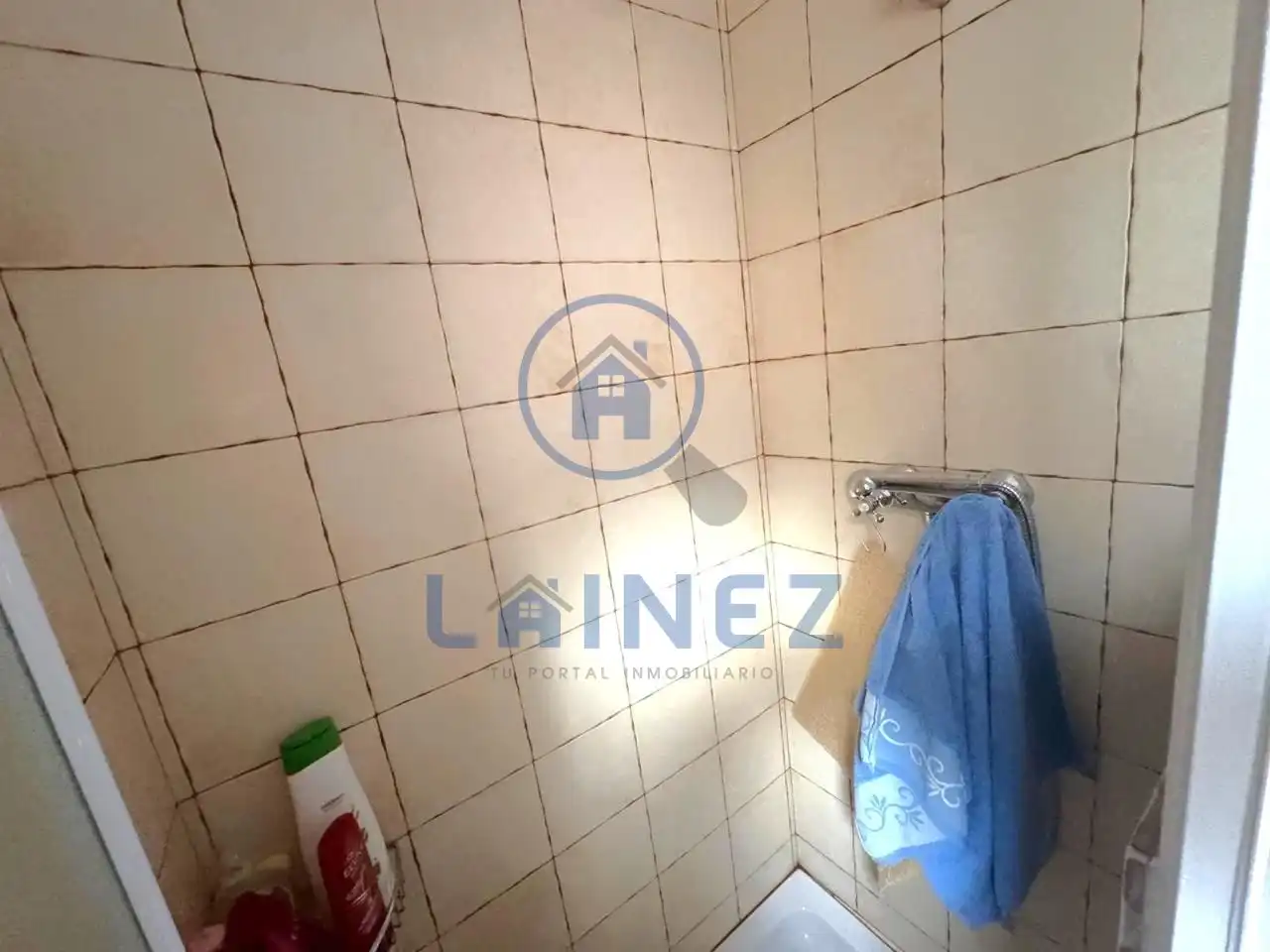 Bathroom of Houses for sale in Belmez  with Air Conditioner, Private garden and Storage room