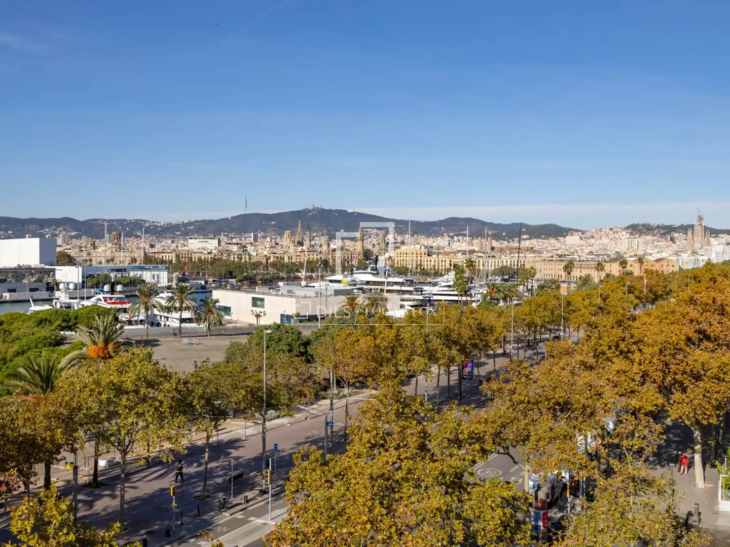 Exterior view of Attic for sale in Barcelona  with Air Conditioner, Parquet flooring and Terrace