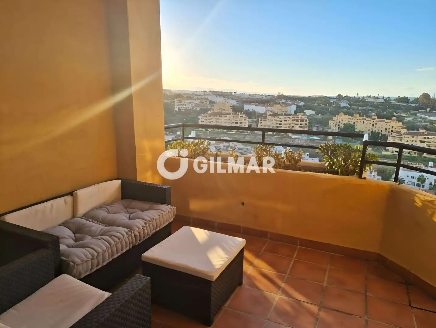 Appartement compact avec terrasse à vendre à Selwo