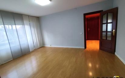 Flat for sale in  Logroño