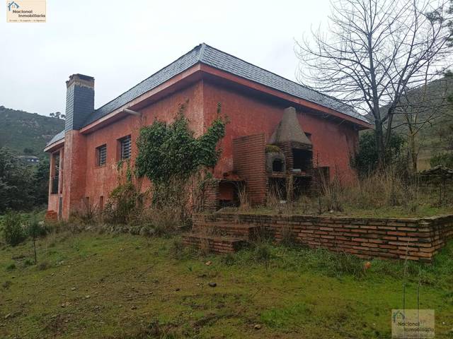 Casa-chalet en Venta en Robledo de Chavela