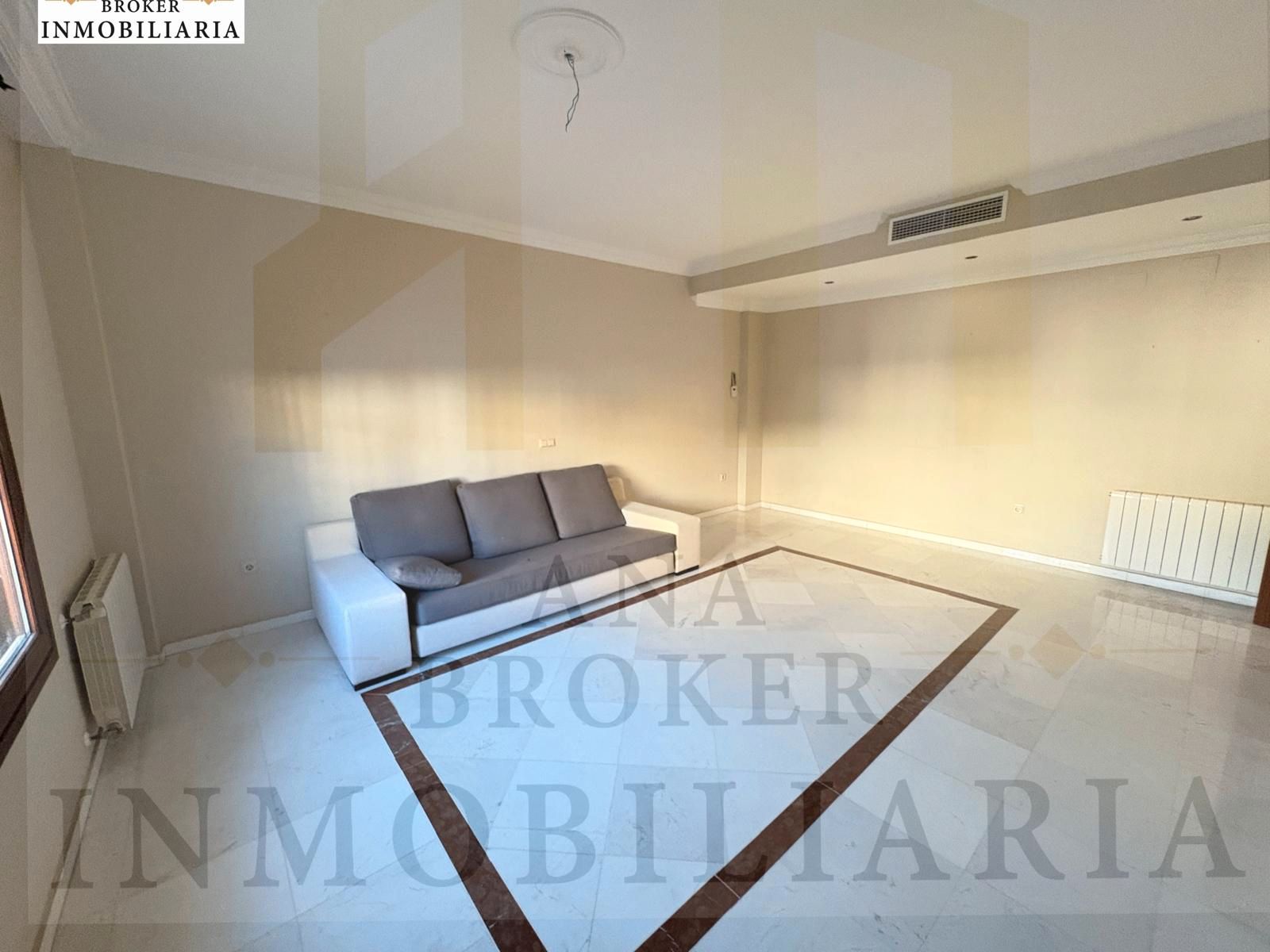 Sala d'estar de Casa o xalet en venda en Ronda