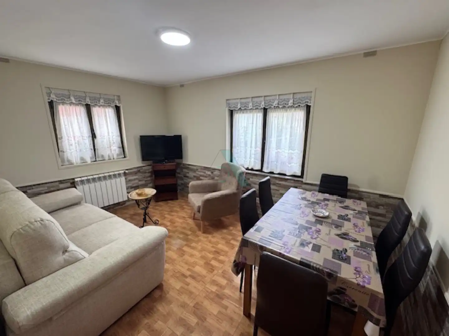 Sala d'estar de Casa o xalet en venda en Llanes amb Jardí privat
