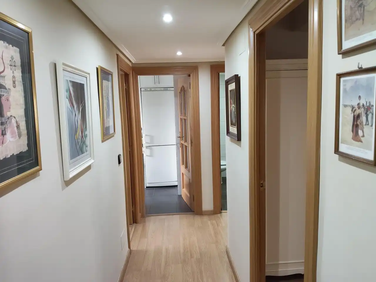 Flat for sale in Zaragoza  with Air Conditioner, Heating and Furnished