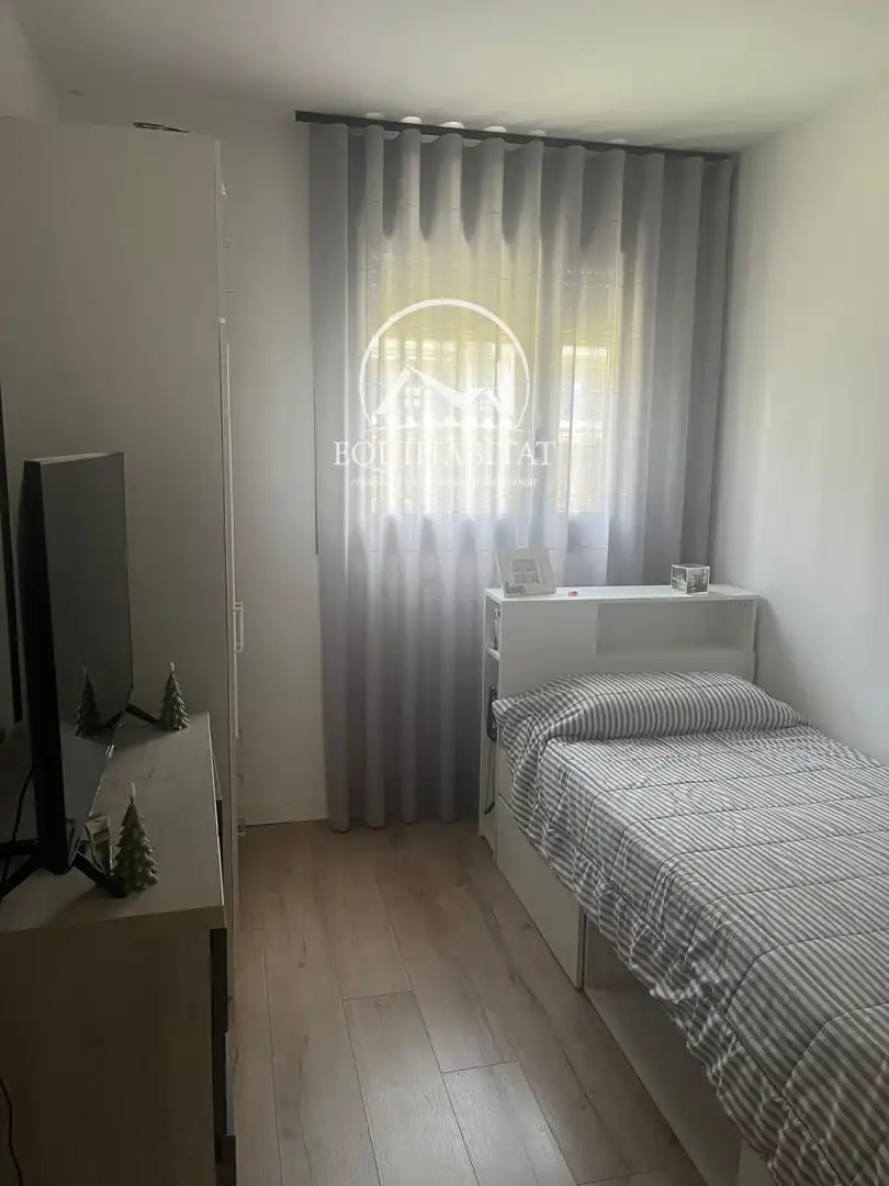 Dormitori de Pis en venda en Lleida amb Aire condicionat, Terrassa i Traster