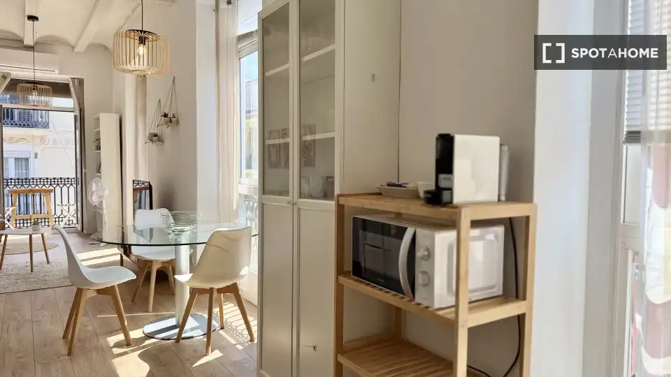 Flat with terrace to rent in Extramurs, imagen 10