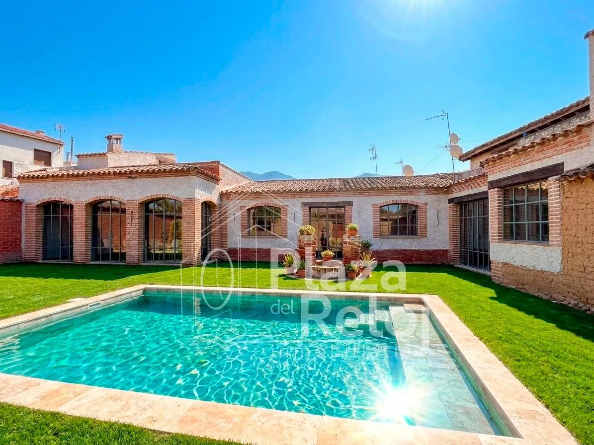 Vista exterior de Casa o chalet en venta en Las Herencias