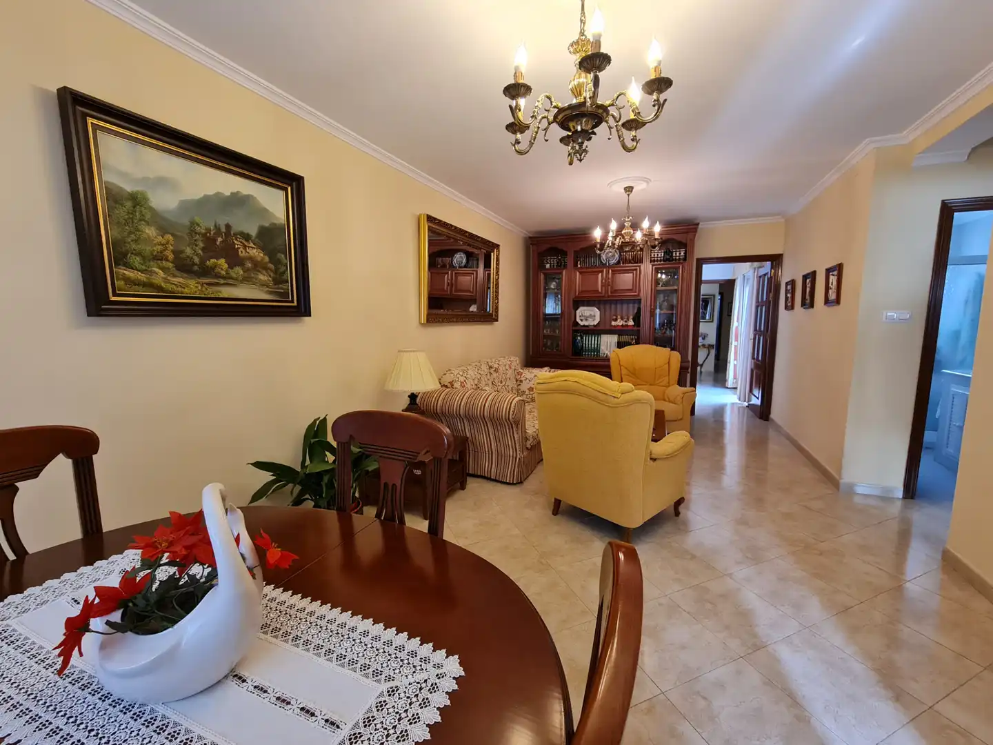 Living room of Houses for sale in Camas  with Air Conditioner, Terrace and Storage room
