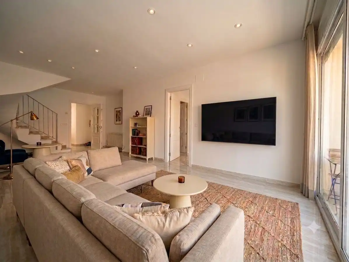 Wohnzimmer von Maisonette zum Verkauf in Calella mit Klimaanlage, Heizung und Balkon