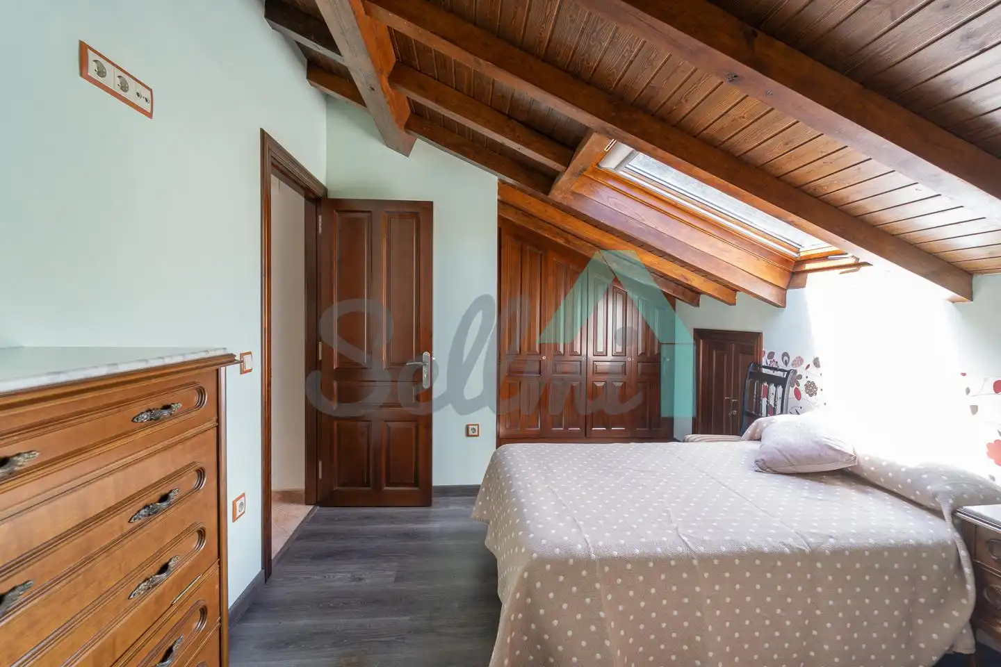 Schlafzimmer von Einfamilien-Reihenhaus zum Verkauf in Teverga mit Abstellraum