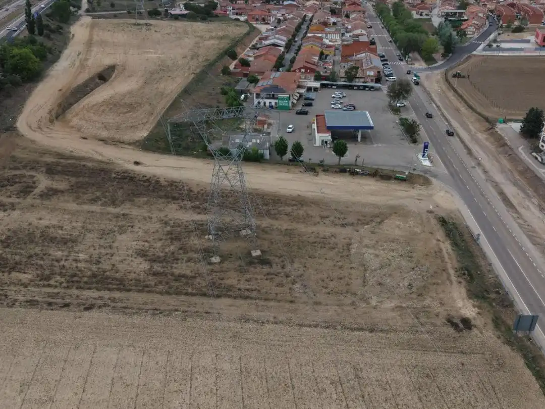 Terreno industrial en venta en Rueda