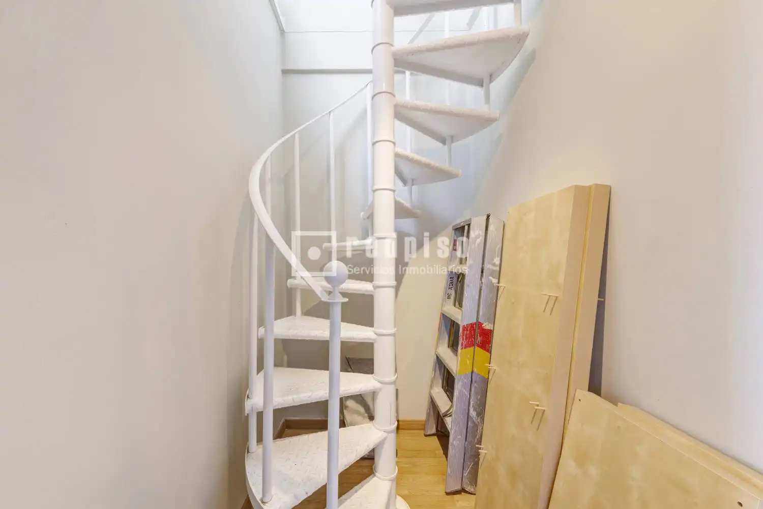 Büro zum Verkauf in Casco Antiguo