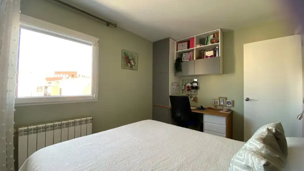 Bedroom of Flat for sale in Leganés  with Air Conditioner, Heating and Terrace