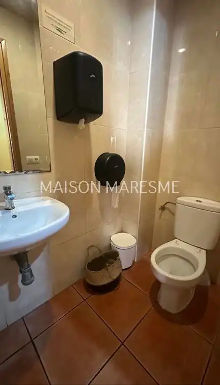Local comercial en venda a Canet de Mar, imagen 7