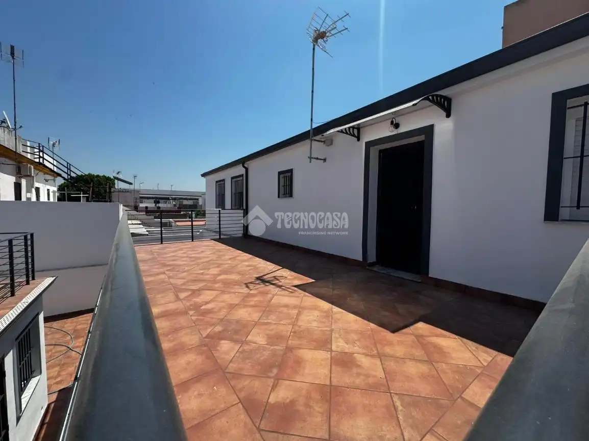 Terraza de Casa o chalet de alquiler en La Rinconada con Aire acondicionado, Terraza y Balcón