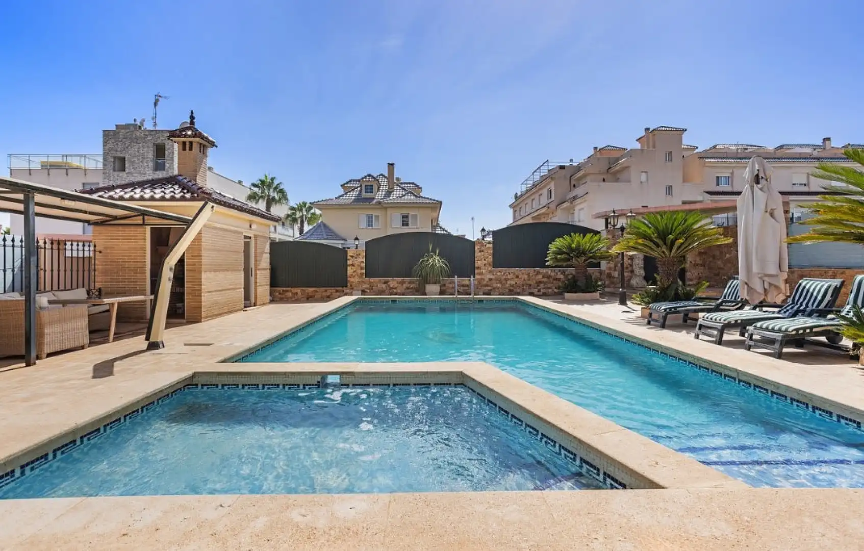Villa zum Verkauf in Los Balcones - Los Altos, imagen 2