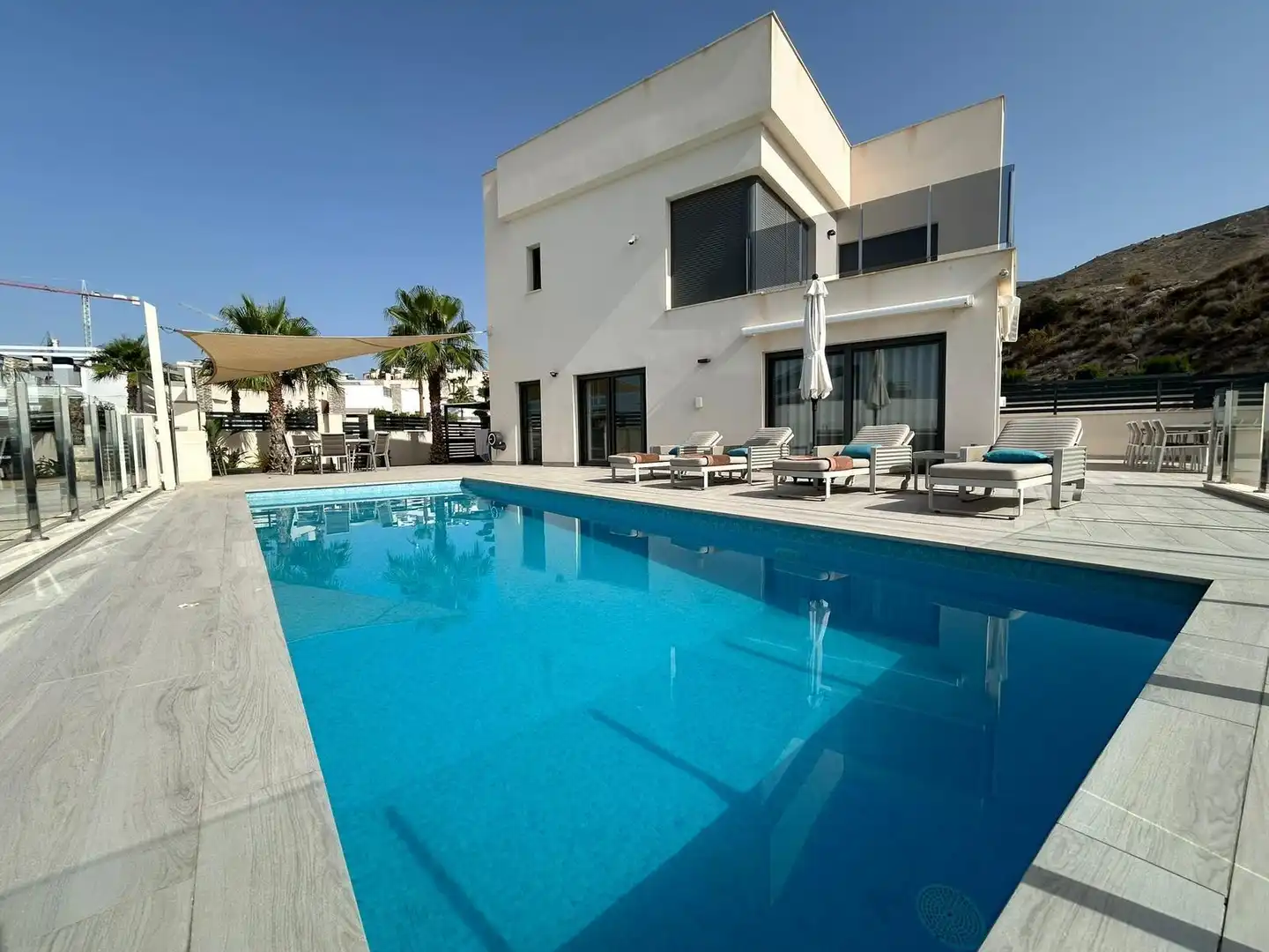 Chalet con terraza en venta en Balcón de Finestrat - Terra Marina, imagen 24
