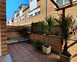 Terrassa de Casa adosada en venda en Ponferrada amb Terrassa i Balcó