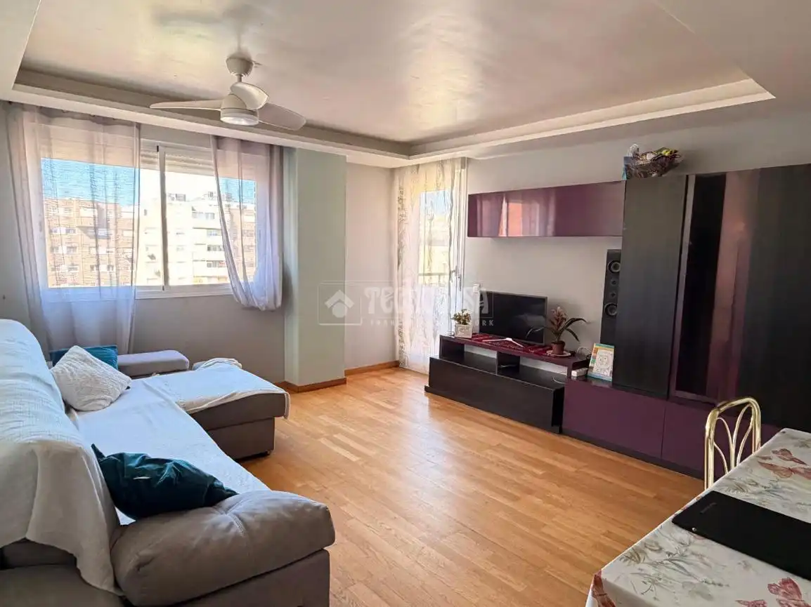 Sala de estar de Ático en venta en Valdemoro con Calefacción, Terraza y Trastero