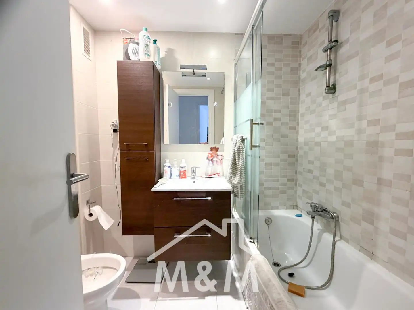 Badezimmer von Wohnung zum Verkauf in Gavà mit Terrasse und Gemeinschaftspool
