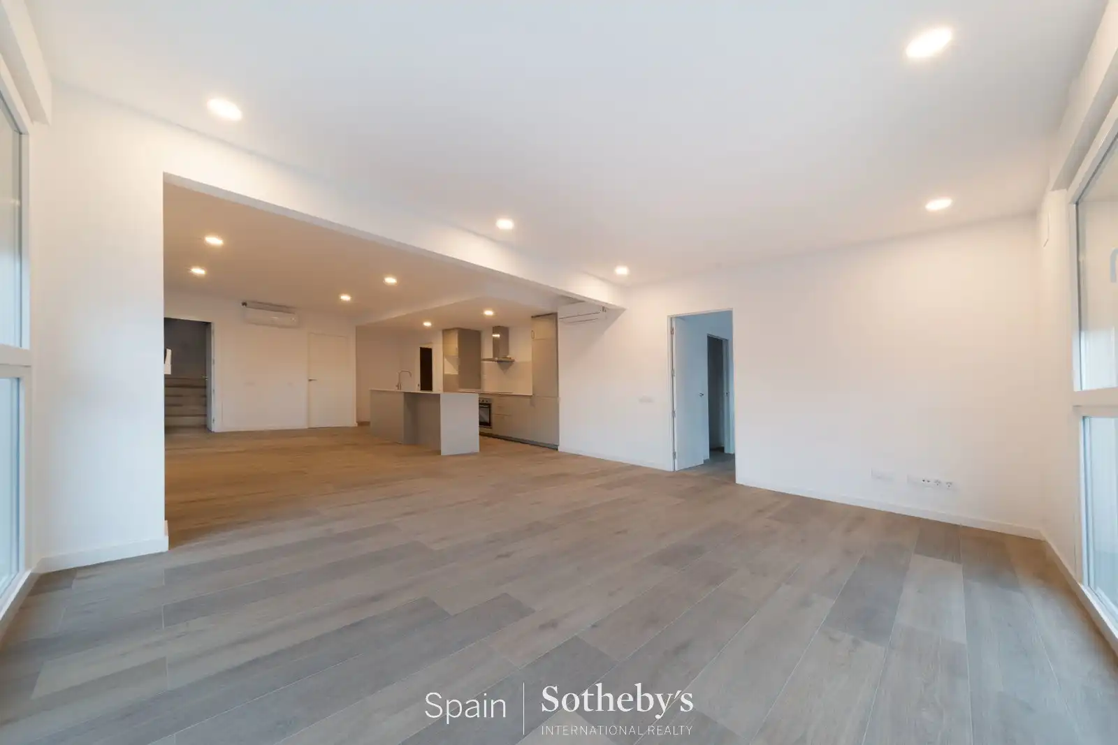 House with pool for sale in Carrer Roses, imagen 9