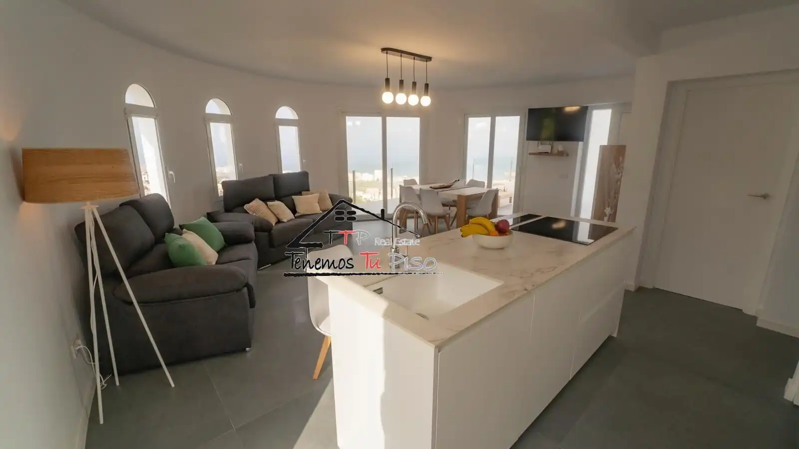 Sala d'estar de Casa o xalet en venda en Peñíscola / Peníscola amb Aire condicionat, Calefacció i Jardí privat