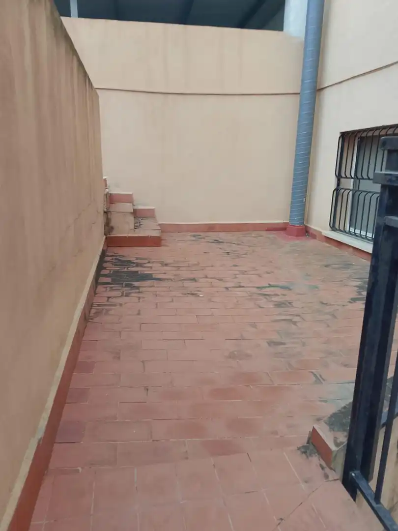 Erdgeschoss zur Miete in Murcia mit Klimaanlage, Heizung und Terrasse