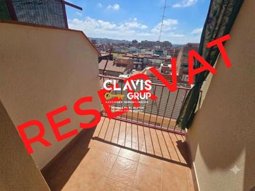 Flat with lift for sale in Nou Barris