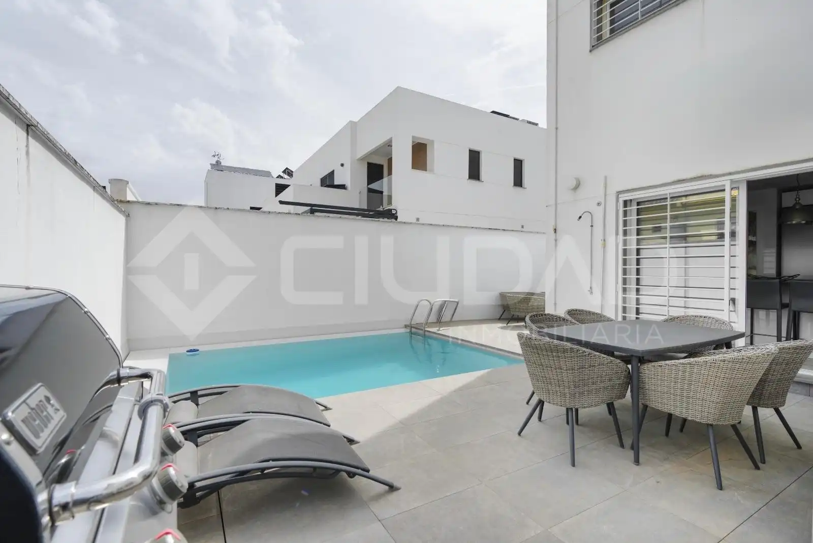 Piscina de Casa o chalet en venta en Mairena del Aljarafe