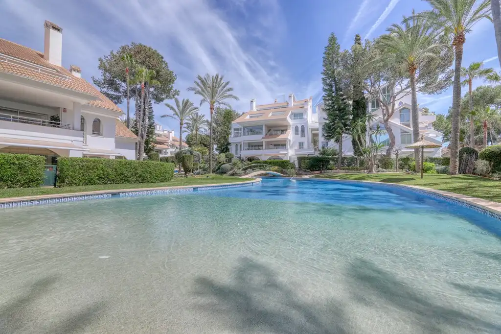 Jardín de Dúplex en venta en Calvià con Terraza, Trastero y Piscina comunitaria