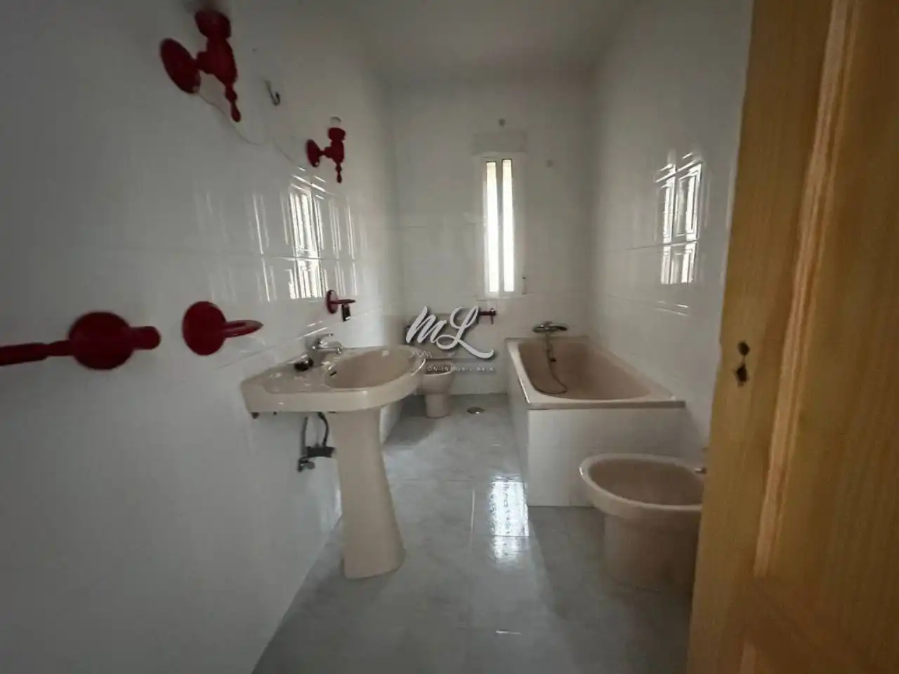 Bany de Casa o xalet en venda en Navahermosa amb Calefacció, Jardí privat i Terrassa