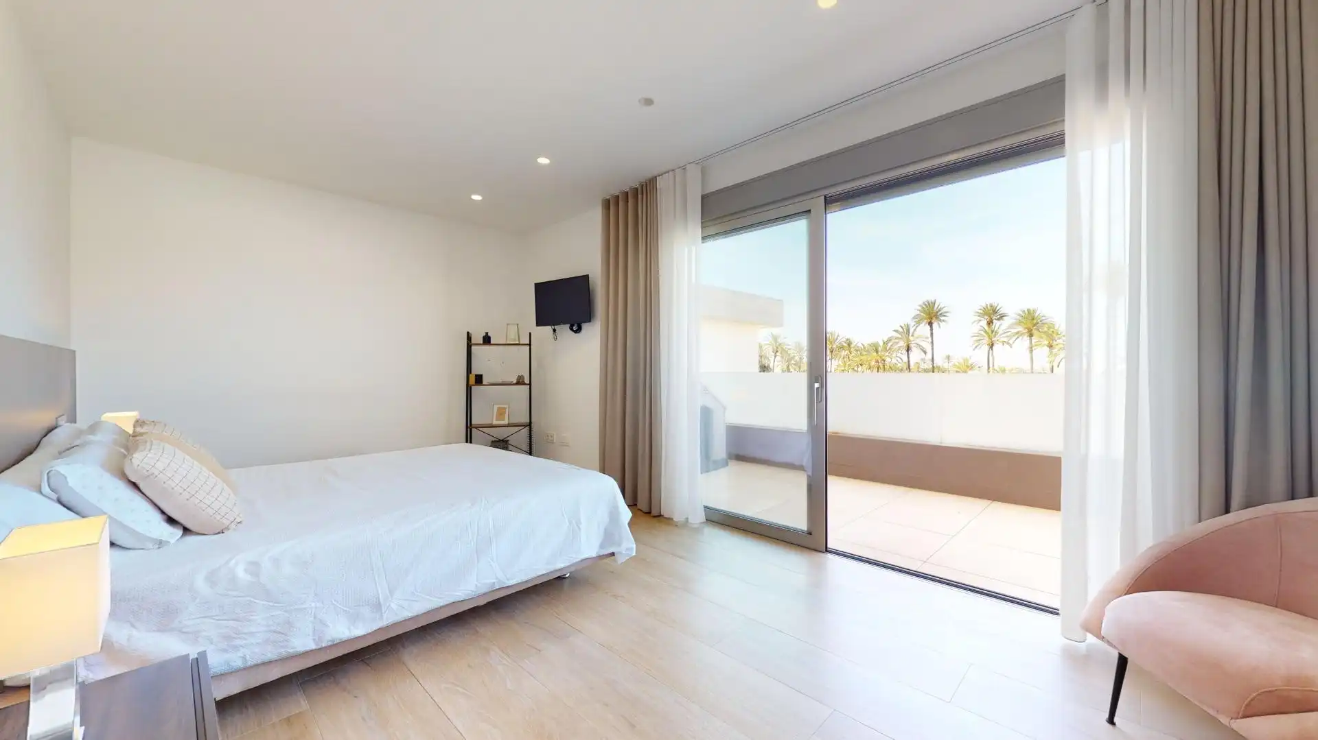 Habitación de Casa o chalet en venta en San Pedro del Pinatar con Aire acondicionado, Calefacción y Jardín privado