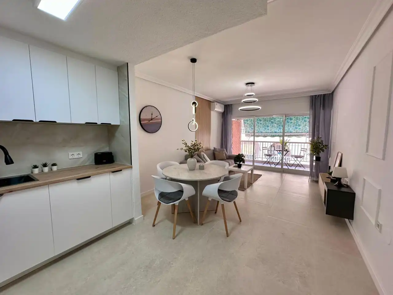 Comedor de Piso en venta en Torrevieja con Aire acondicionado, Calefacción y Terraza