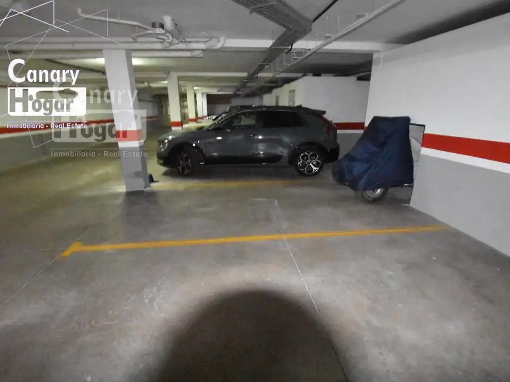 Parkplatz von Dachboden zum Verkauf in San Miguel de Abona mit Heizung, Privatgarten und Balkon