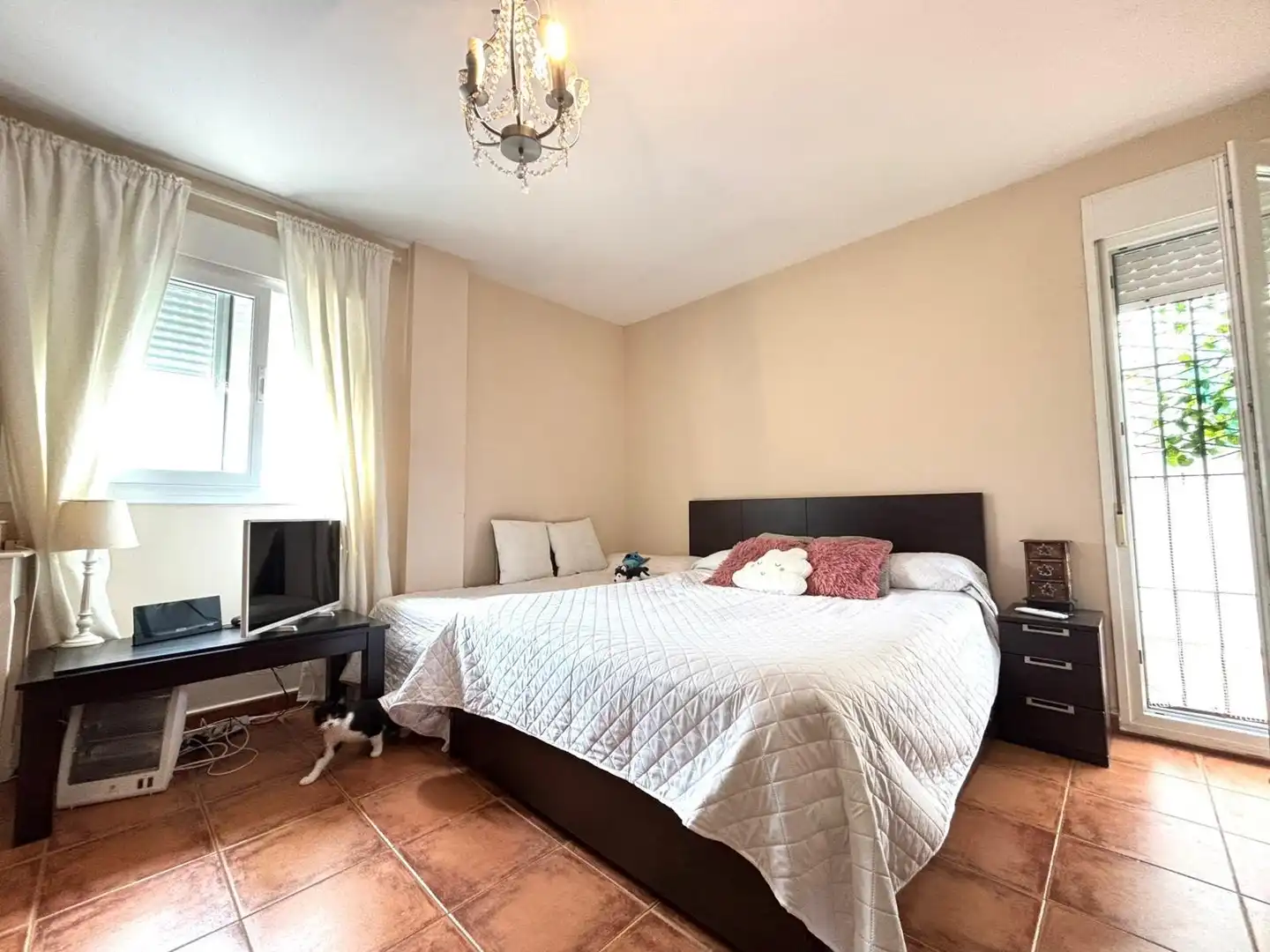 Habitación de Dúplex en venta en Los Barrios