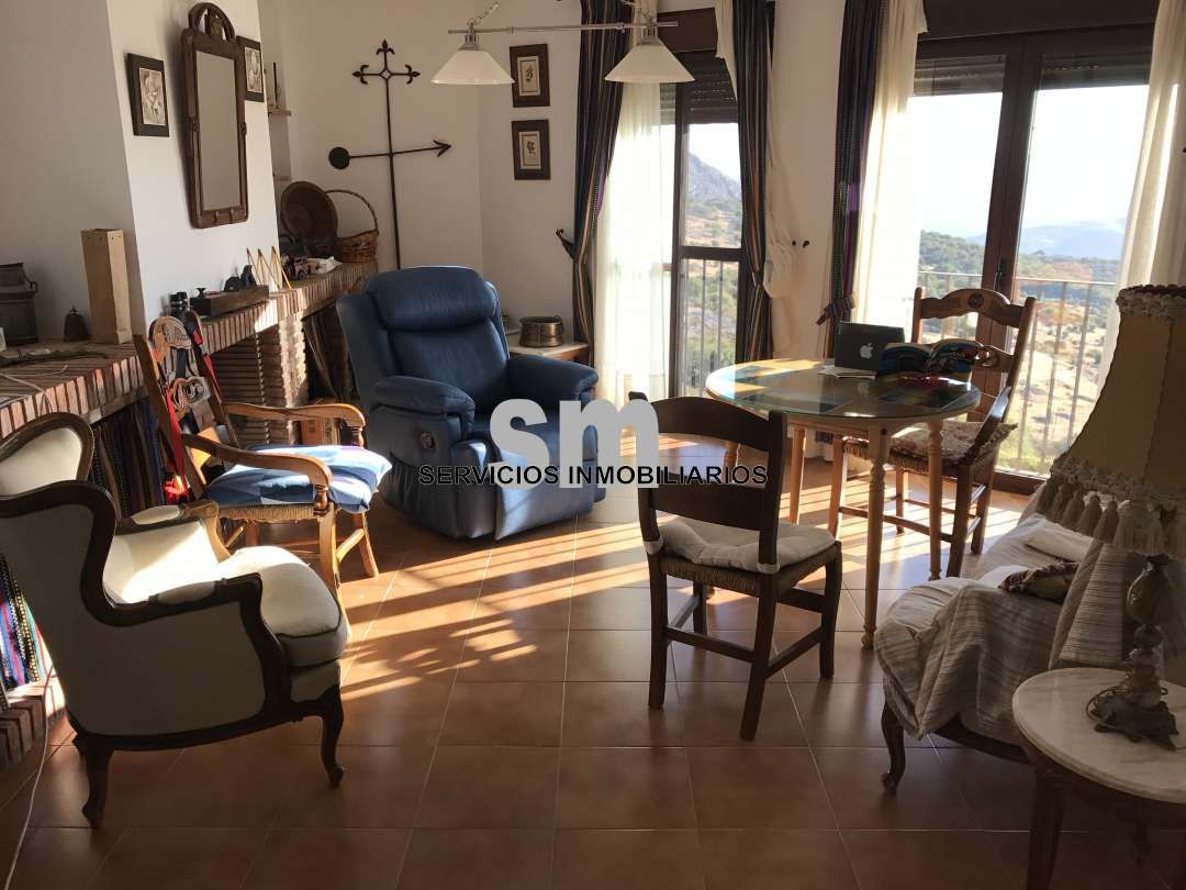Living room of Flat for sale in Benaocaz  with Terrace and Furnished