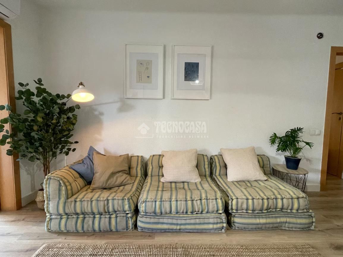 Living room of Flat for sale in Sant Adrià de Besòs  with Air Conditioner, Terrace and Balcony