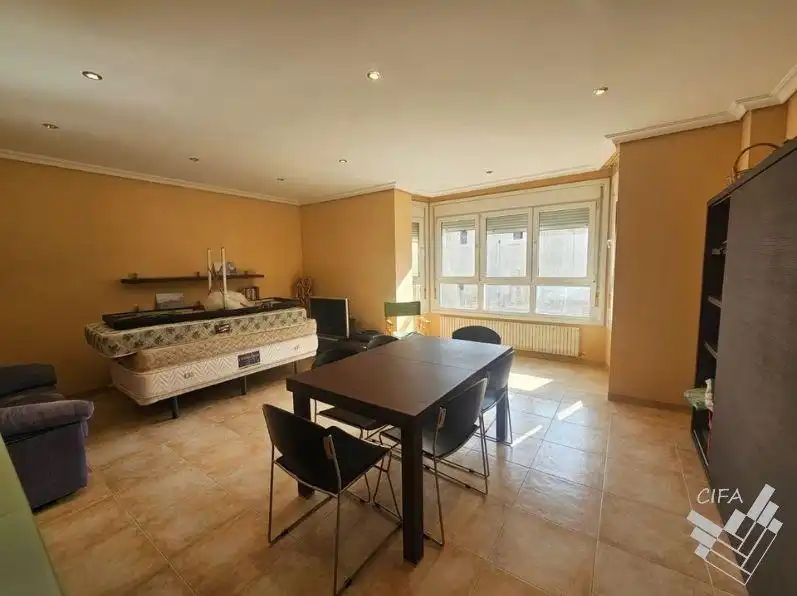 Außenansicht von Wohnung zum Verkauf in Vinaròs mit Heizung, Möbliert und Balkon